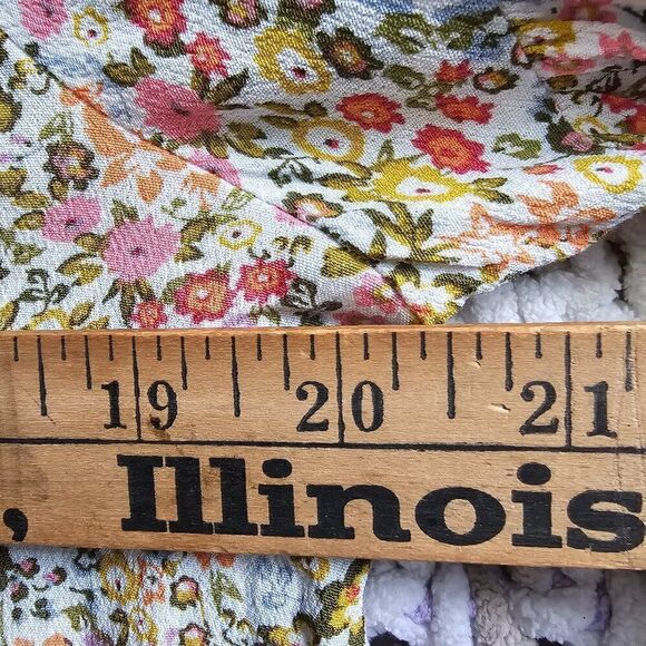 Floral Women's Top - Picture 15 of 16